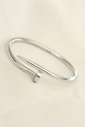 Fashionable Silver Nail Bracelet